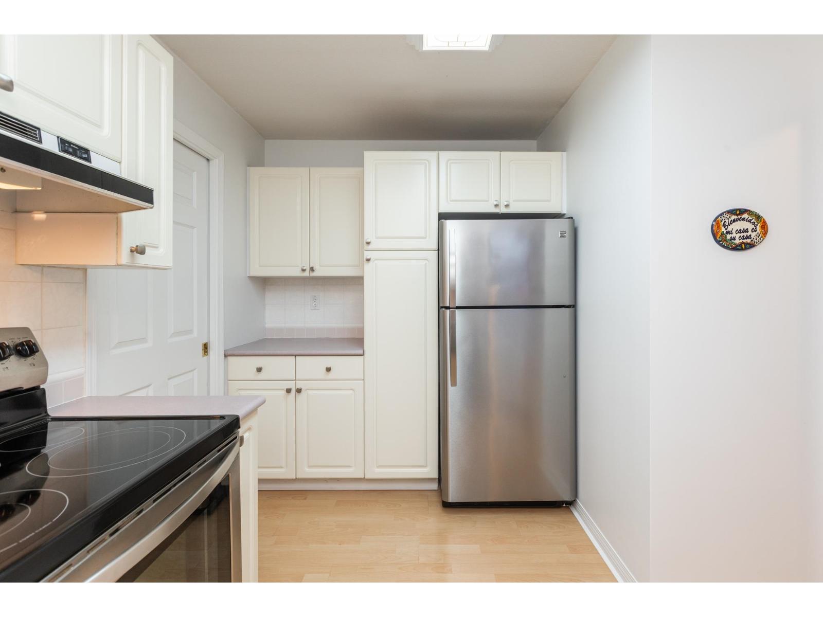 308 7171 121 Street, Surrey, British Columbia  V3W 1G9 - Photo 11 - R3085042