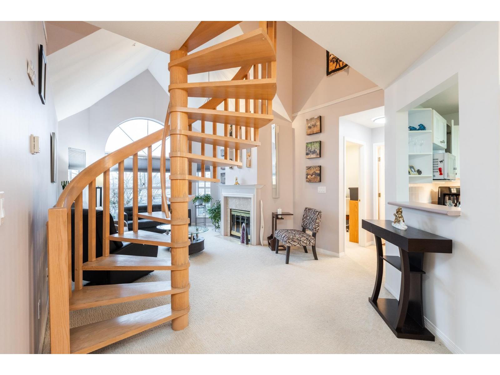 308 7171 121 Street, Surrey, British Columbia  V3W 1G9 - Photo 4 - R3085042