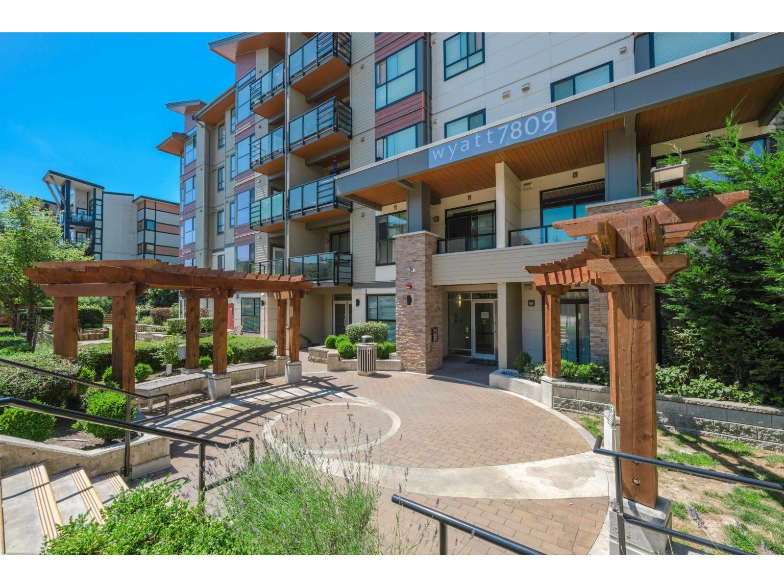 510 7809 209 Street, Langley, British Columbia  V2Y 3N6 - Photo 3 - R3086530