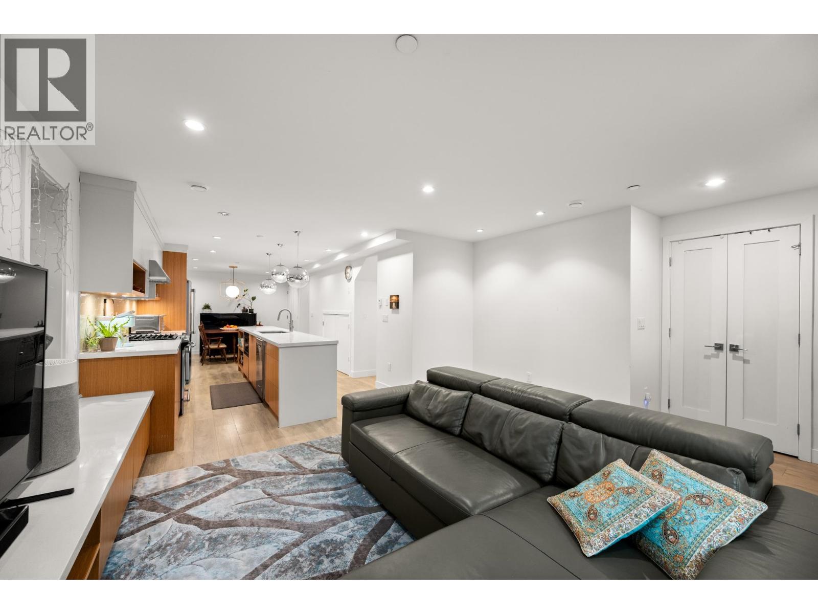 1452 E 20th Avenue, Vancouver, British Columbia  V5N 2K6 - Photo 5 - R3086551