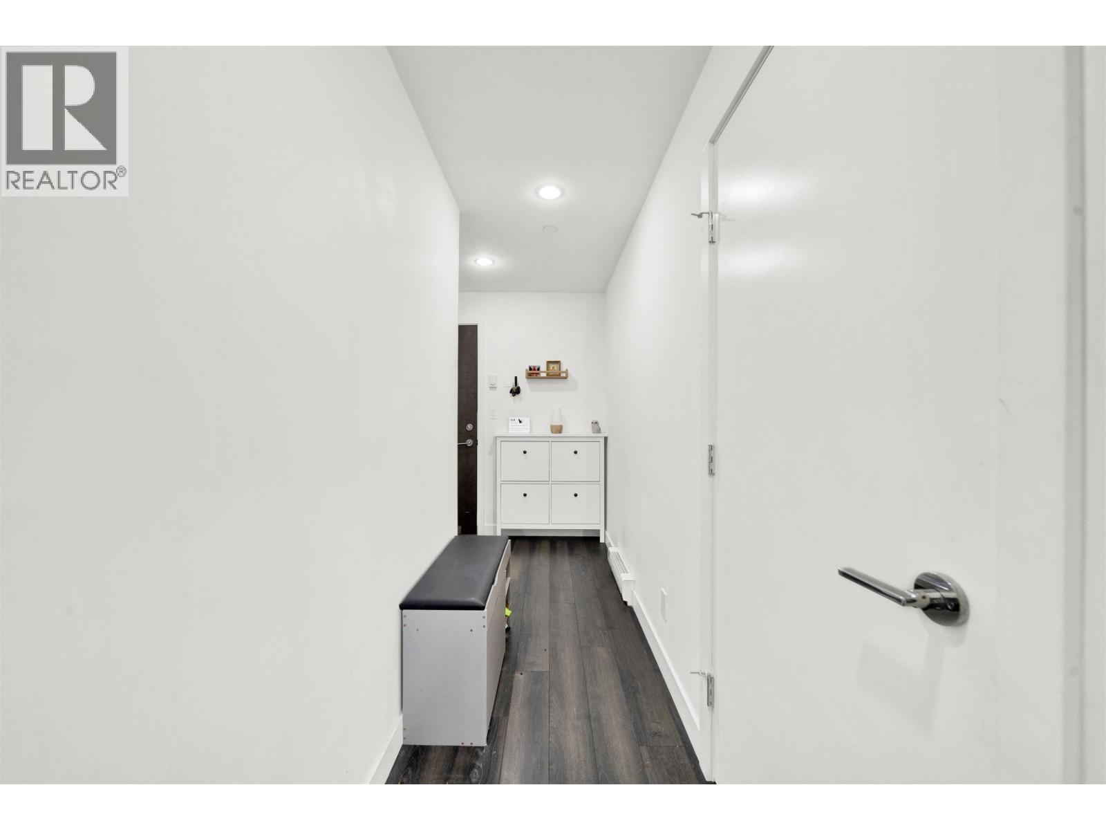 307 200 Nelson's Crescent, New Westminster, British Columbia  V3L 0H4 - Photo 5 - R3085872