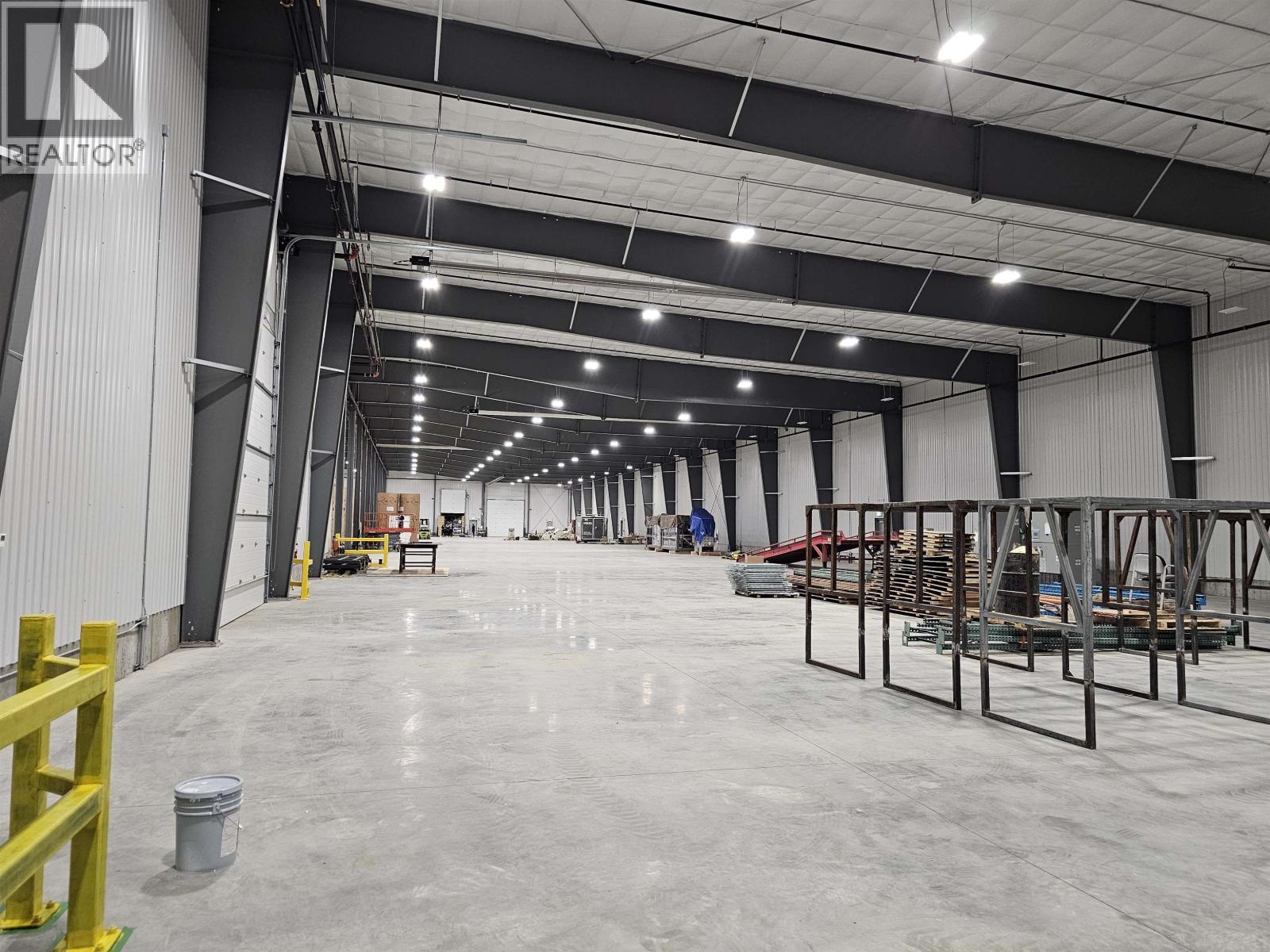 8875 Willowcale Road, Prince George, British Columbia  V2N 6Z9 - Photo 2 - C8075868