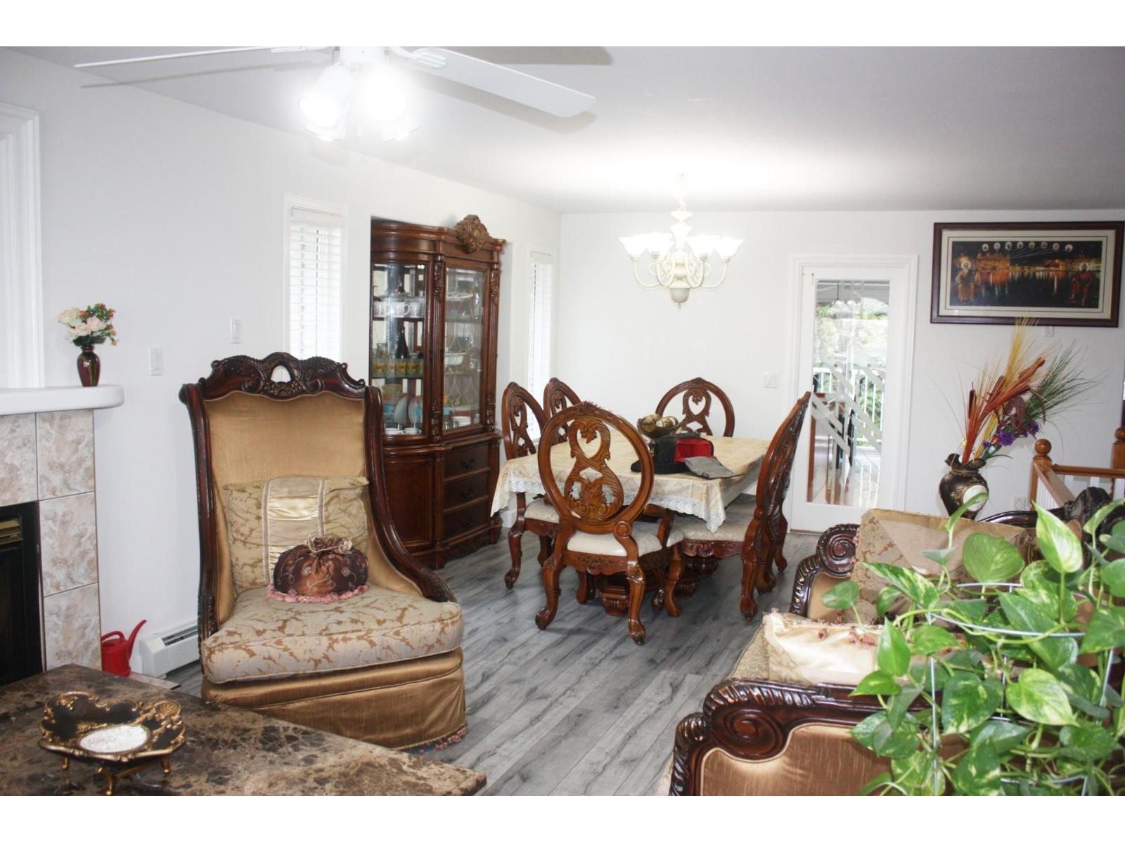 31638 Harmony Court, Abbotsford, British Columbia  V2T 6S6 - Photo 4 - R3084396