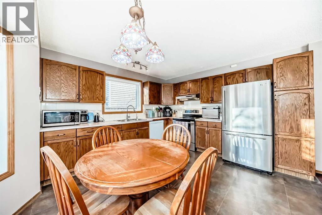 78 Sandringham Way Nw, Calgary, Alberta  T3K 3V7 - Photo 3 - A2279907