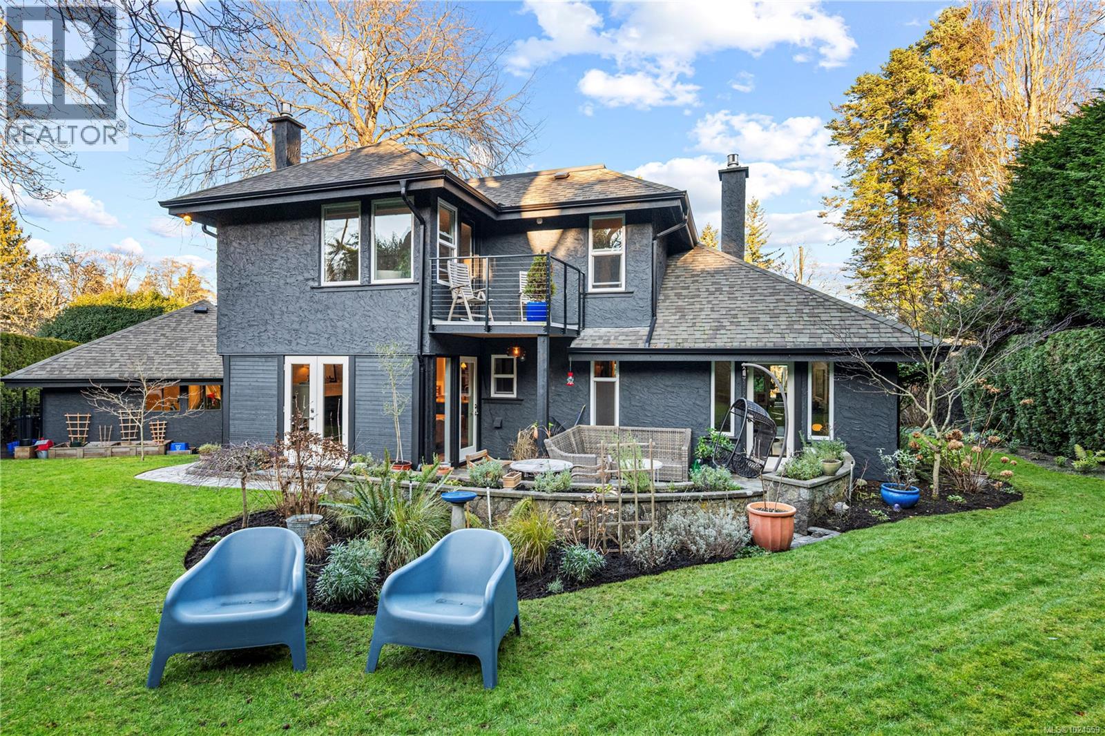 2025 Runnymede Ave, Oak Bay, British Columbia  V8S 2V5 - Photo 46 - 1024559