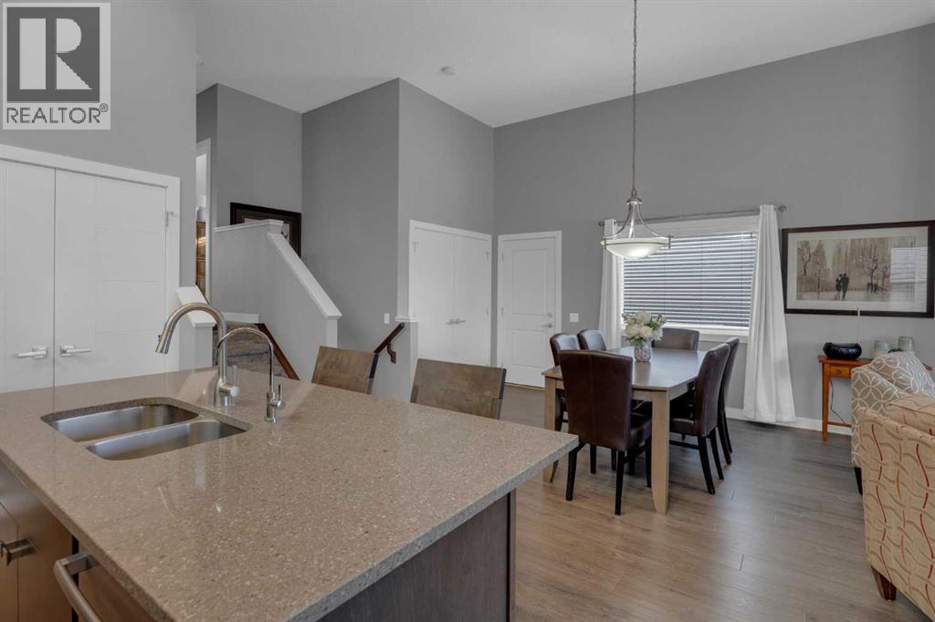 25 Drake Landing Boulevard, Okotoks, Alberta  T1S 0P8 - Photo 9 - A2283858