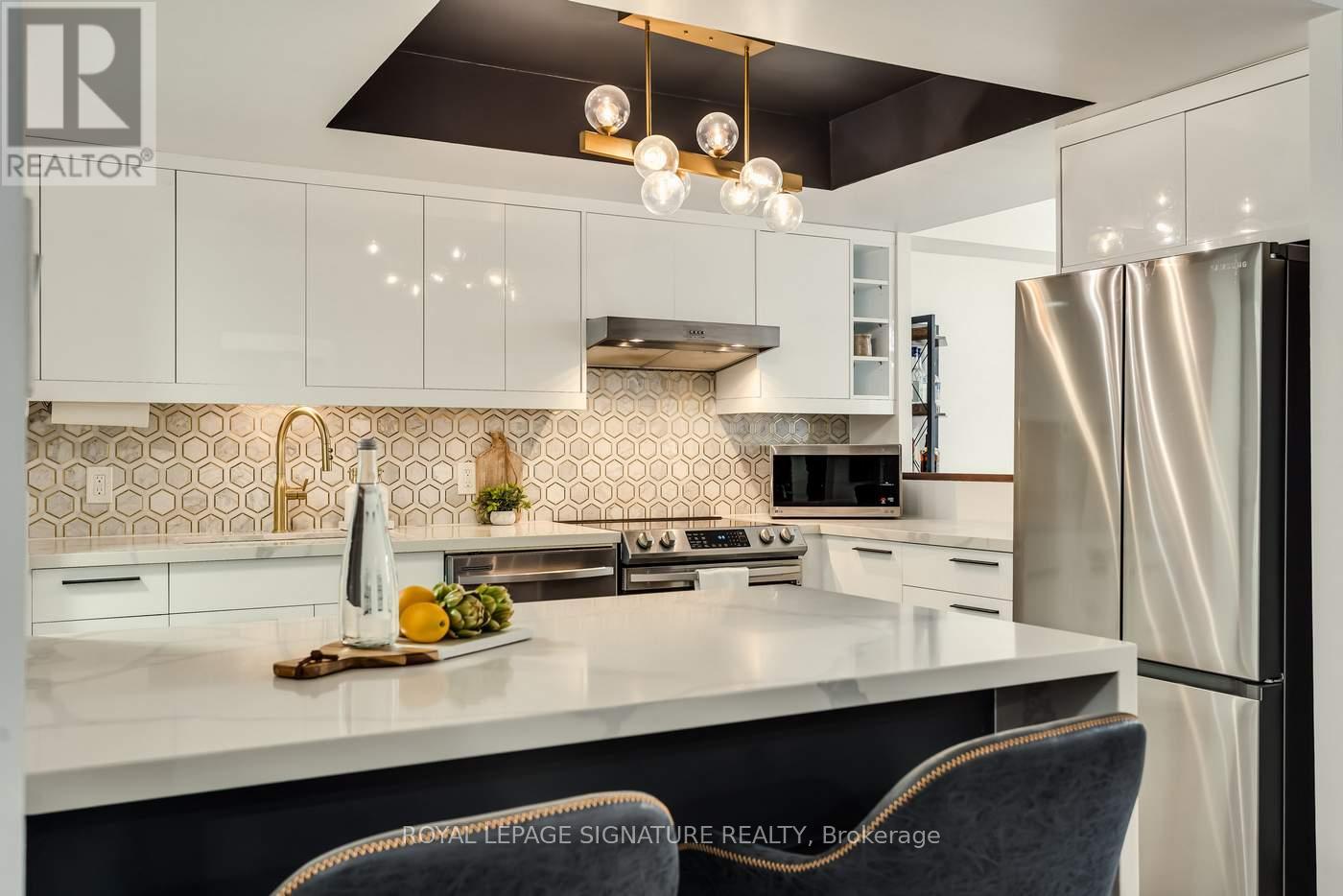 108 - 271 Ridley Boulevard, Toronto, Ontario  M5M 4N6 - Photo 6 - C12758442