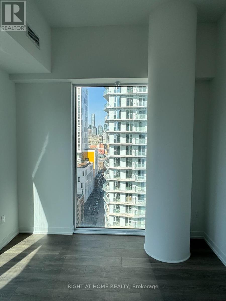 2111 - 82 Dalhousie Street, Toronto, Ontario  M5B 0C5 - Photo 4 - C12758544