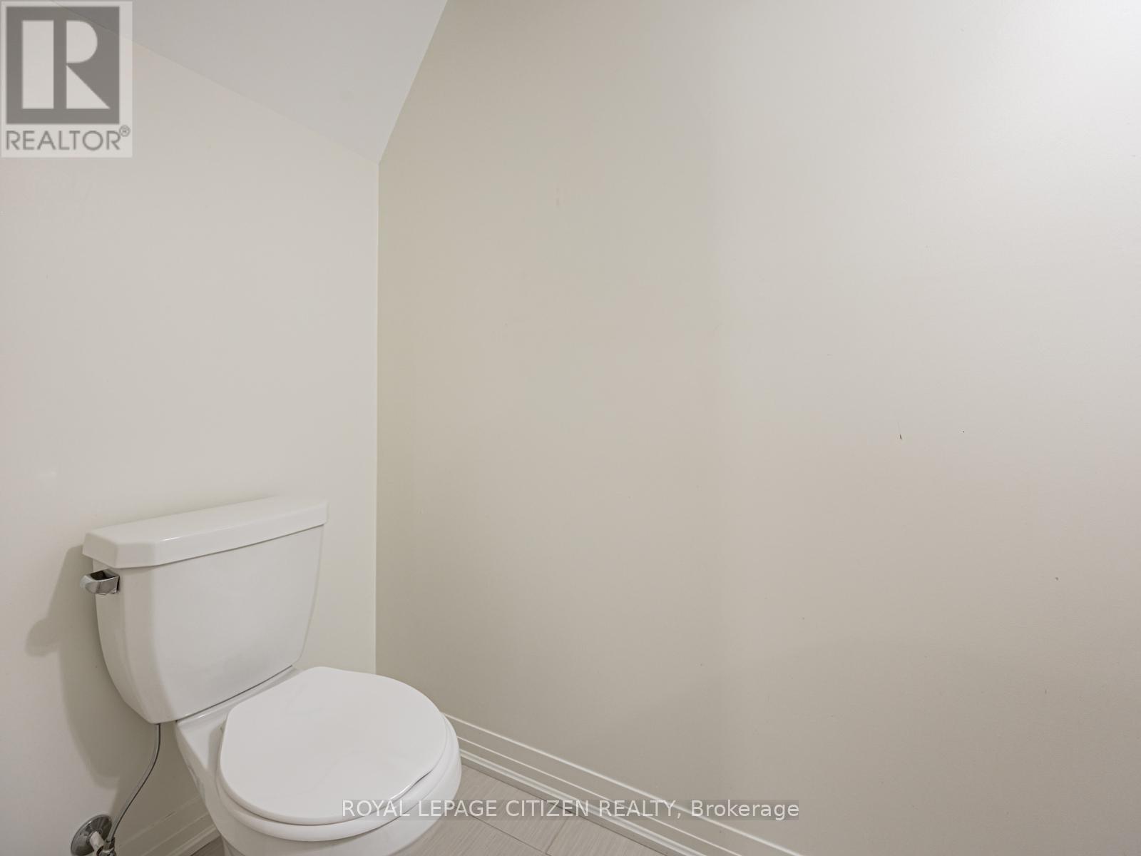 32 Emmas Way, Whitby, Ontario  L1R 0S7 - Photo 14 - E12758526