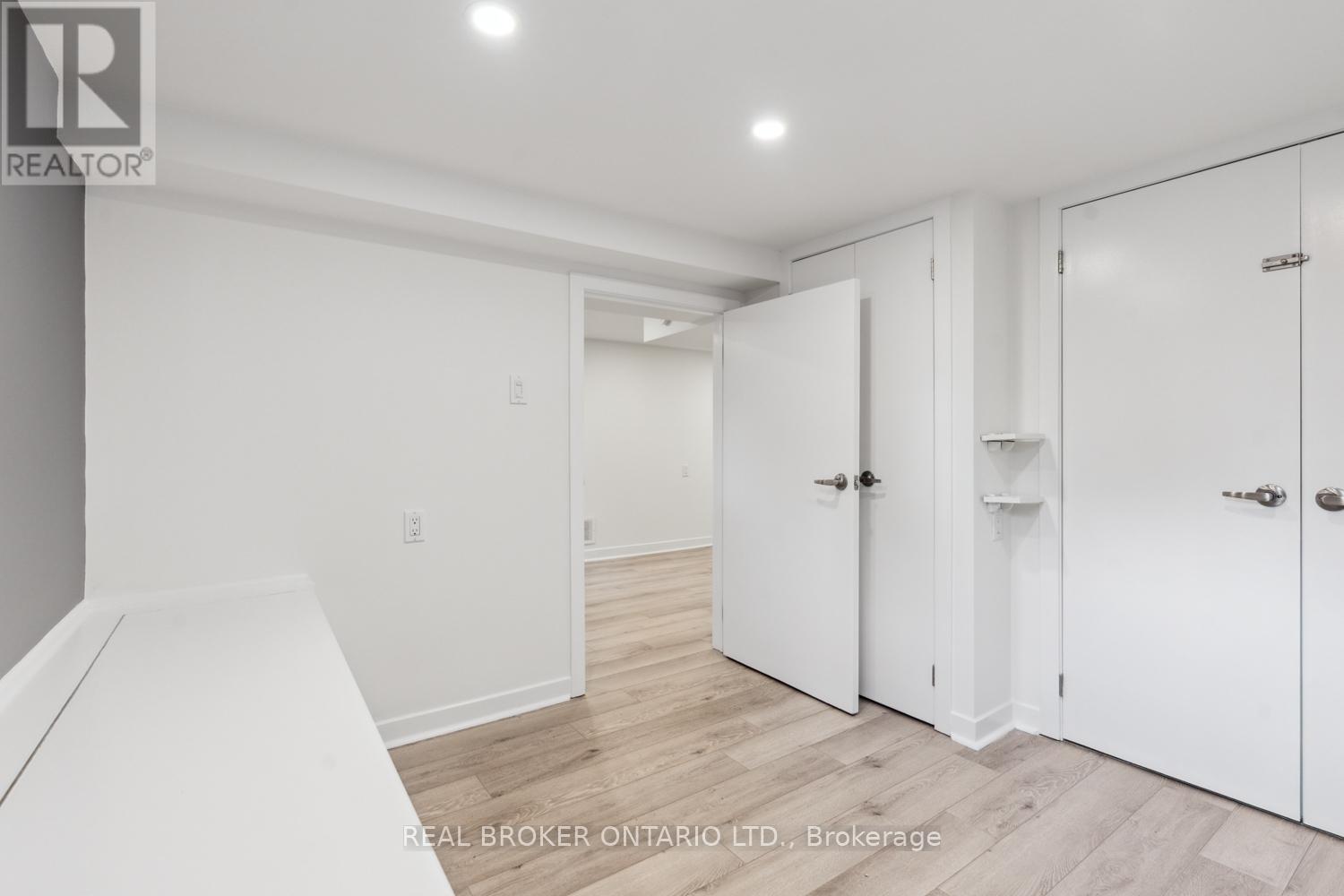 Bsmt - 129 Oak Park Avenue, Toronto, Ontario  M4C 4M7 - Photo 18 - E12758550