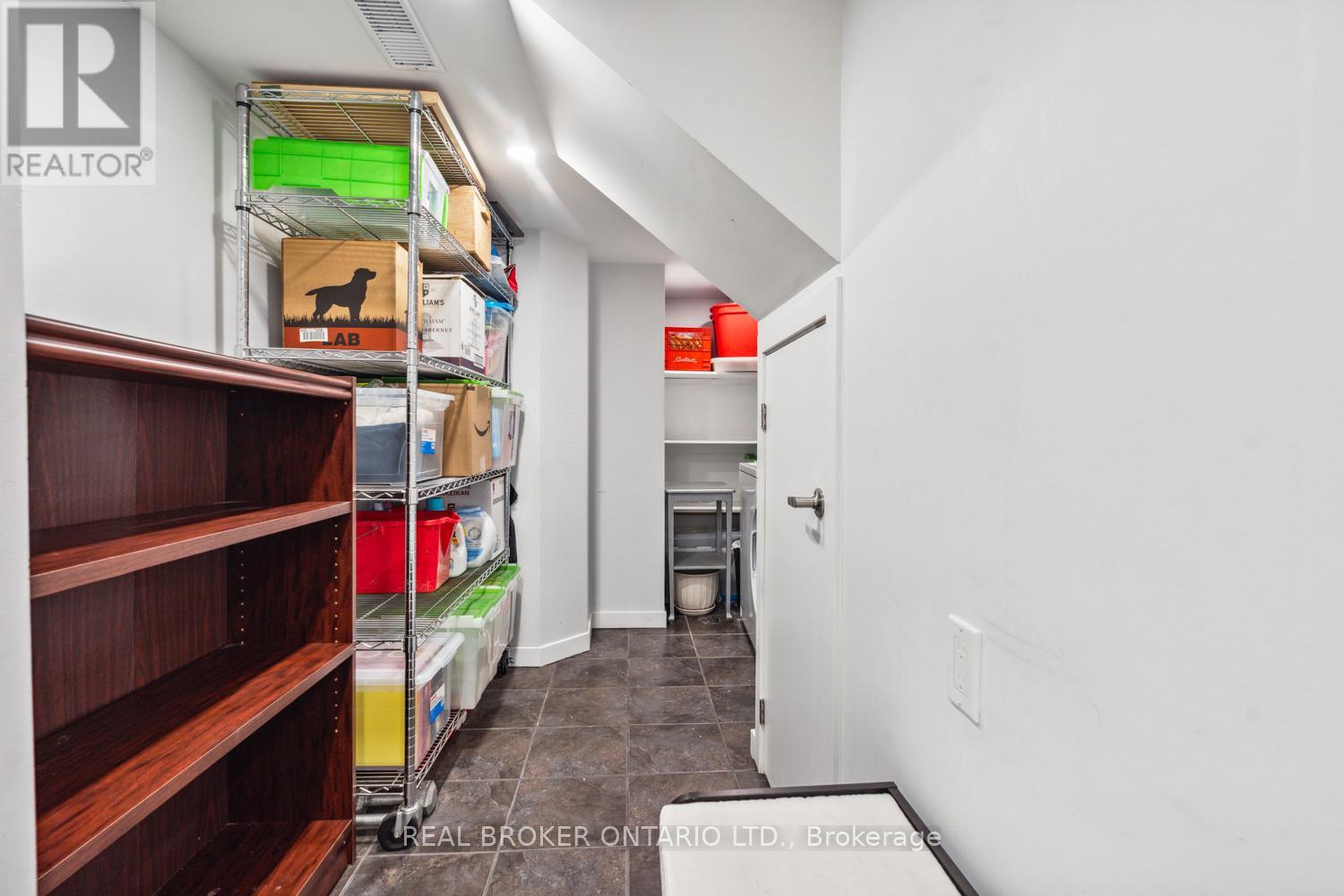 Bsmt - 129 Oak Park Avenue, Toronto, Ontario  M4C 4M7 - Photo 22 - E12758550