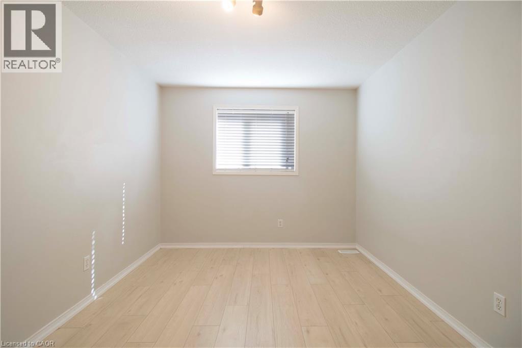 26 Kendrick Court, Ancaster, Ontario  L9G 5A4 - Photo 17 - 40803005