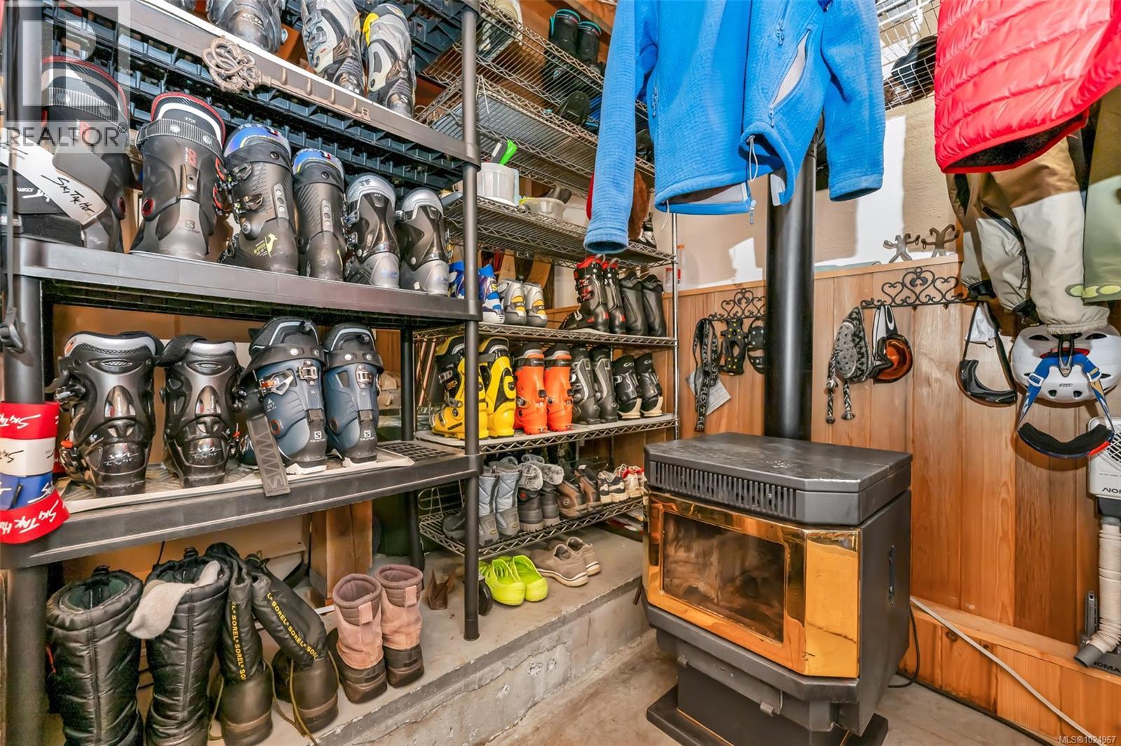 886 Jutland Terr, Courtenay, British Columbia  V9J 1L0 - Photo 14 - 1024967