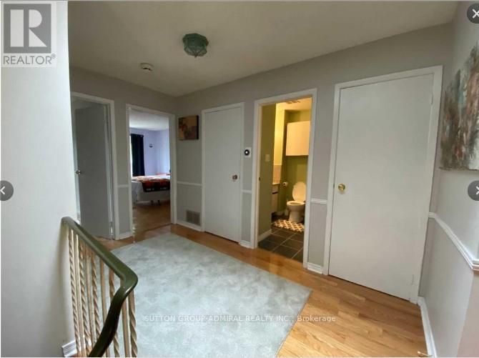 Upper - 4091 Taffey Crescent, Mississauga, Ontario  L5L 2A6 - Photo 2 - W12758430