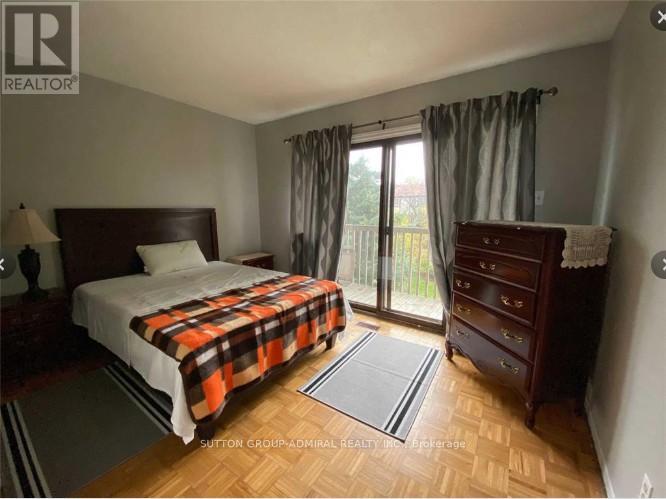 Upper - 4091 Taffey Crescent, Mississauga, Ontario  L5L 2A6 - Photo 9 - W12758430