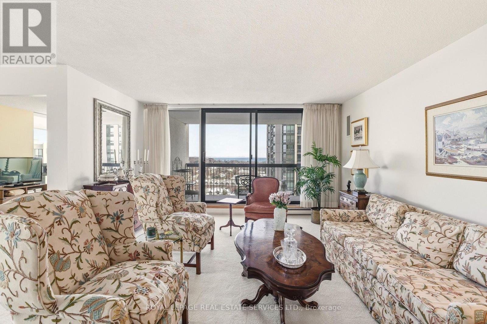 1602 - 2180 Marine Drive, Oakville, Ontario  L6L 5V2 - Photo 7 - W12758432