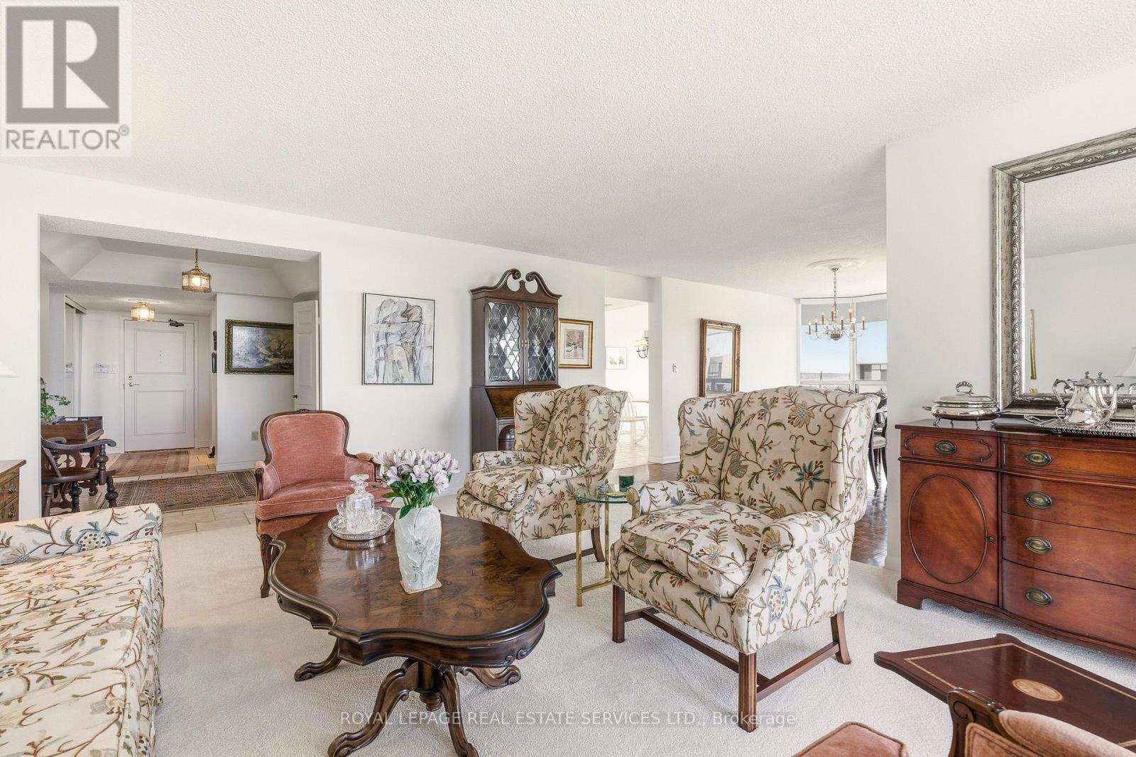 1602 - 2180 Marine Drive, Oakville, Ontario  L6L 5V2 - Photo 8 - W12758432