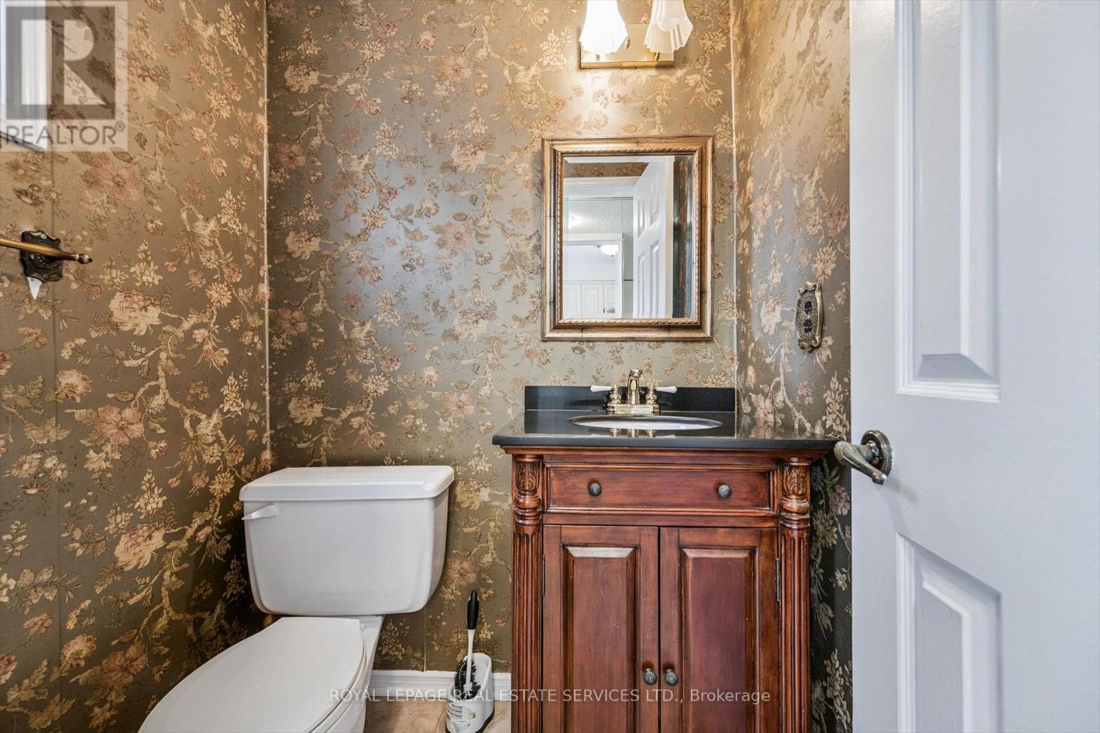 7 - 1241 Mccraney Street E, Oakville, Ontario  L6H 3A3 - Photo 16 - W12758446