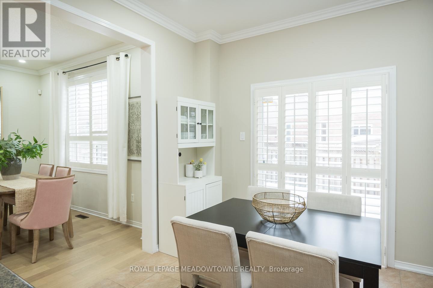 1043 Donnelly Street, Milton, Ontario  L9T 0A2 - Photo 10 - W12758456