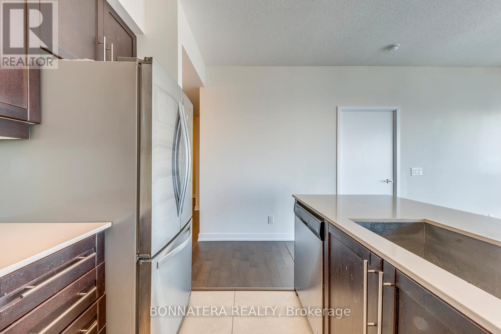 2807 - 4011 Brickstone Mews, Mississauga, Ontario  L5B 0J7 - Photo 16 - W12758474