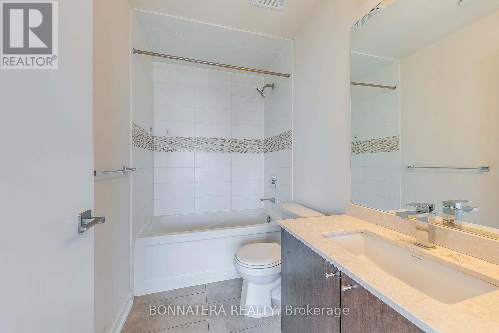 2807 - 4011 Brickstone Mews, Mississauga, Ontario  L5B 0J7 - Photo 25 - W12758474