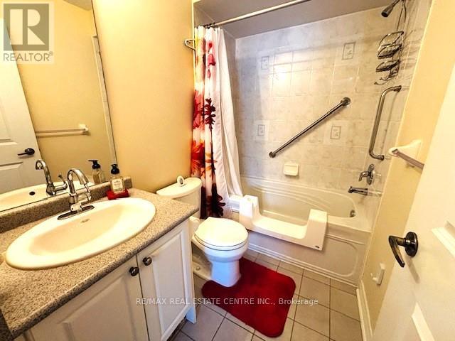 2 Alisma Trail, Brampton, Ontario  L6R 0Y8 - Photo 11 - W12758490