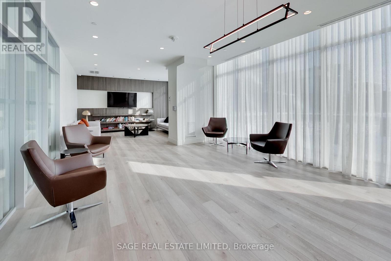 801 - 1787 St Clair Avenue W, Toronto, Ontario  M6N 1J6 - Photo 37 - W12758512