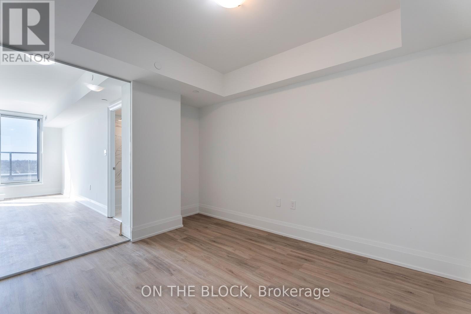 724 - 556 Marlee Avenue, Toronto, Ontario  M6B 0B1 - Photo 6 - W12758520