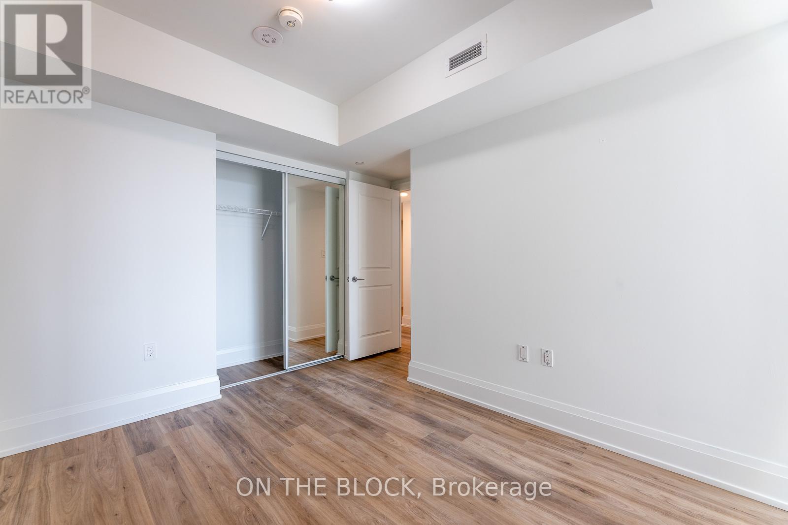 724 - 556 Marlee Avenue, Toronto, Ontario  M6B 0B1 - Photo 7 - W12758520