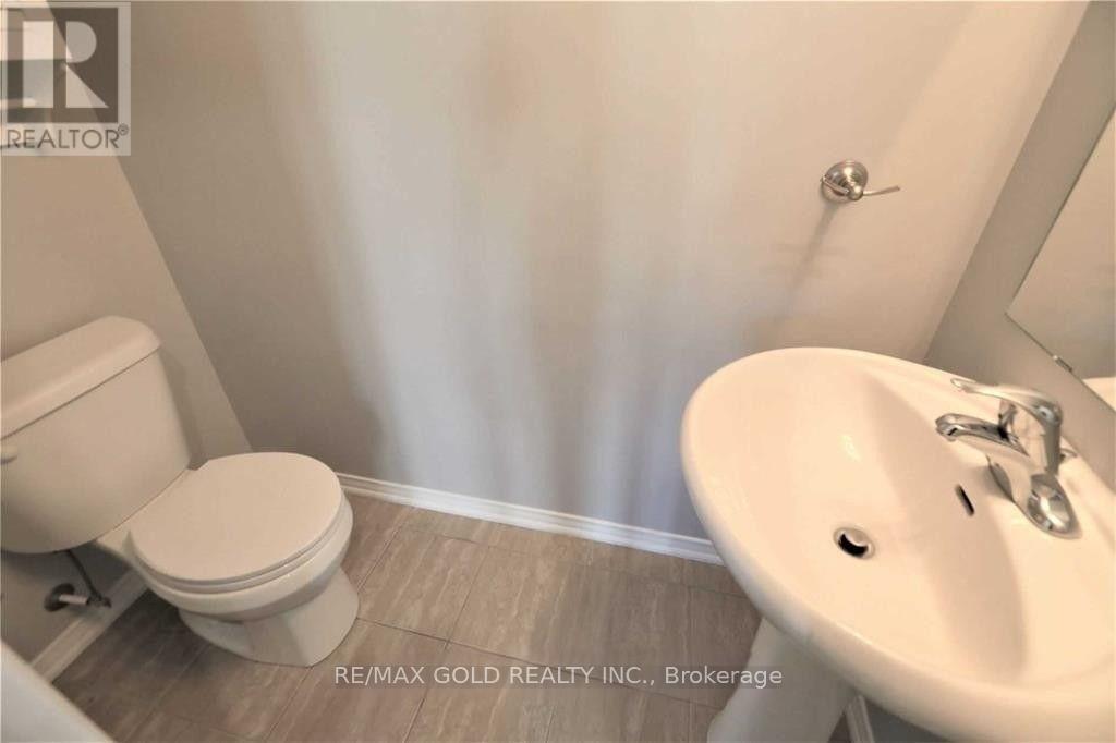 13 - 43 Hays Boulevard, Oakville, Ontario  L6H 0J1 - Photo 5 - W12758528