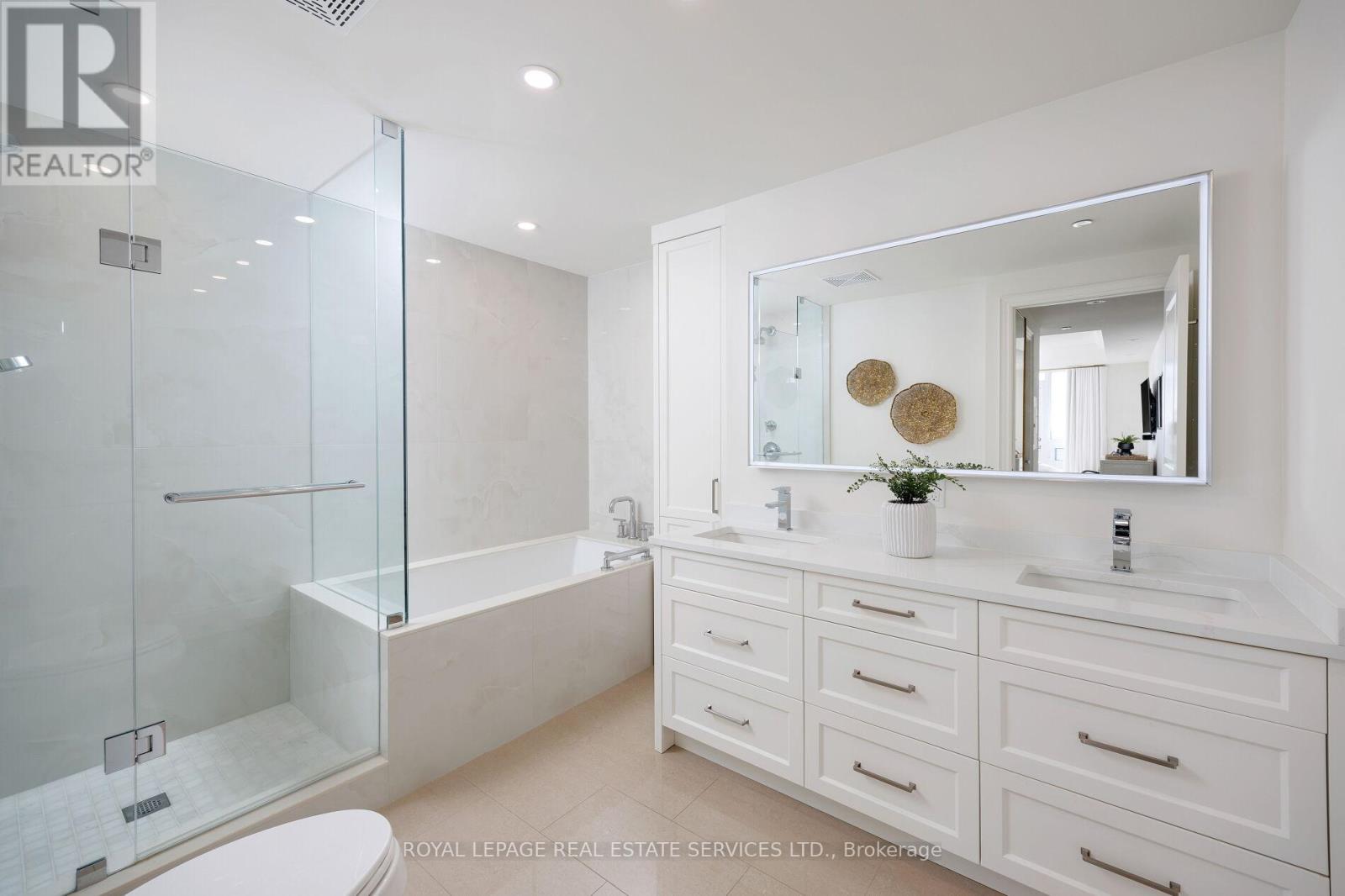 327 - 3500 Lakeshore Road W, Oakville, Ontario  L6L 0B4 - Photo 25 - W12758532