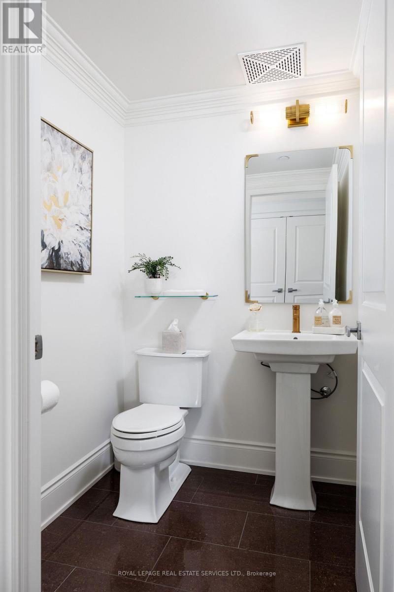 327 - 3500 Lakeshore Road W, Oakville, Ontario  L6L 0B4 - Photo 33 - W12758532