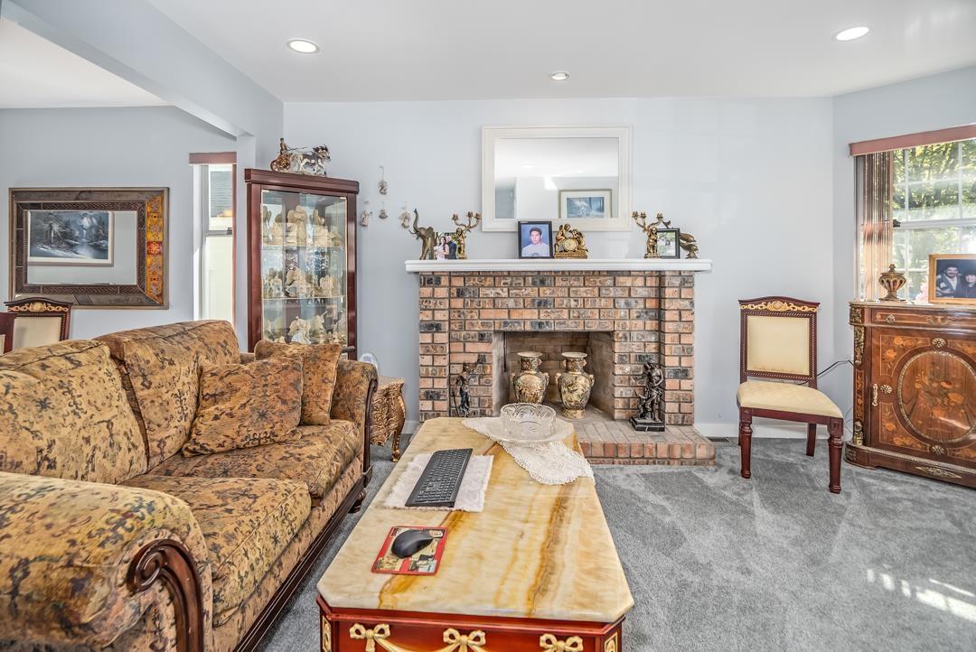 15719 91a Avenue, Surrey, British Columbia  V4N 2X3 - Photo 5 - R3086515