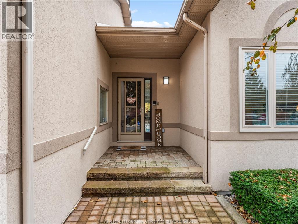 381 Tuscany Crescent, Tecumseh, Ontario  N8N 4W6 - Photo 2 - 26002592