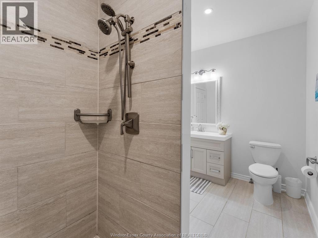 381 Tuscany Crescent, Tecumseh, Ontario  N8N 4W6 - Photo 23 - 26002592