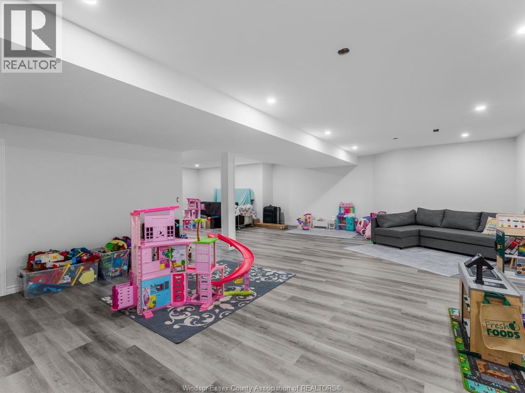 381 Tuscany Crescent, Tecumseh, Ontario  N8N 4W6 - Photo 27 - 26002592