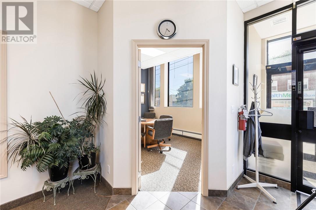 402 Frood Road, Sudbury, Ontario  P3C 4Z8 - Photo 13 - 2126338