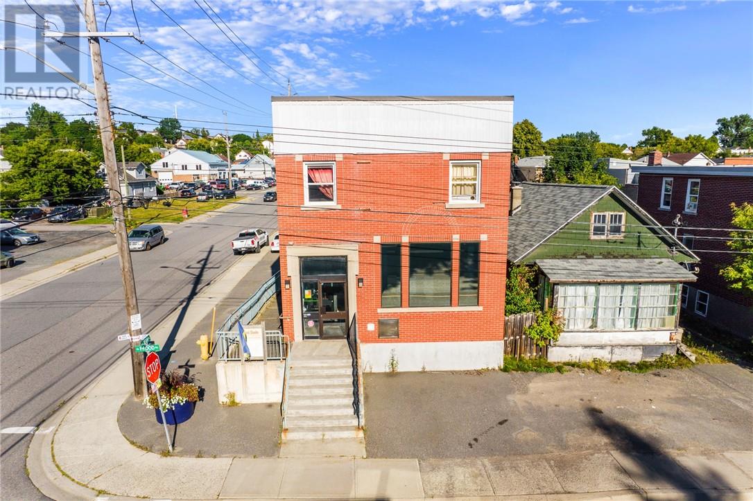 402 Frood Road, Sudbury, Ontario  P3C 4Z8 - Photo 6 - 2126338