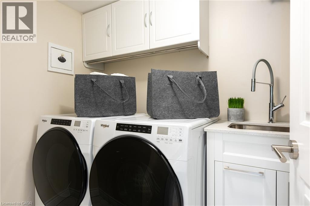 100 Lakeshore Road E Unit# 201, Oakville, Ontario  L6J 6M9 - Photo 21 - 40803017