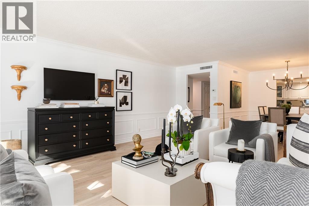 100 Lakeshore Road E Unit# 201, Oakville, Ontario  L6J 6M9 - Photo 7 - 40803017