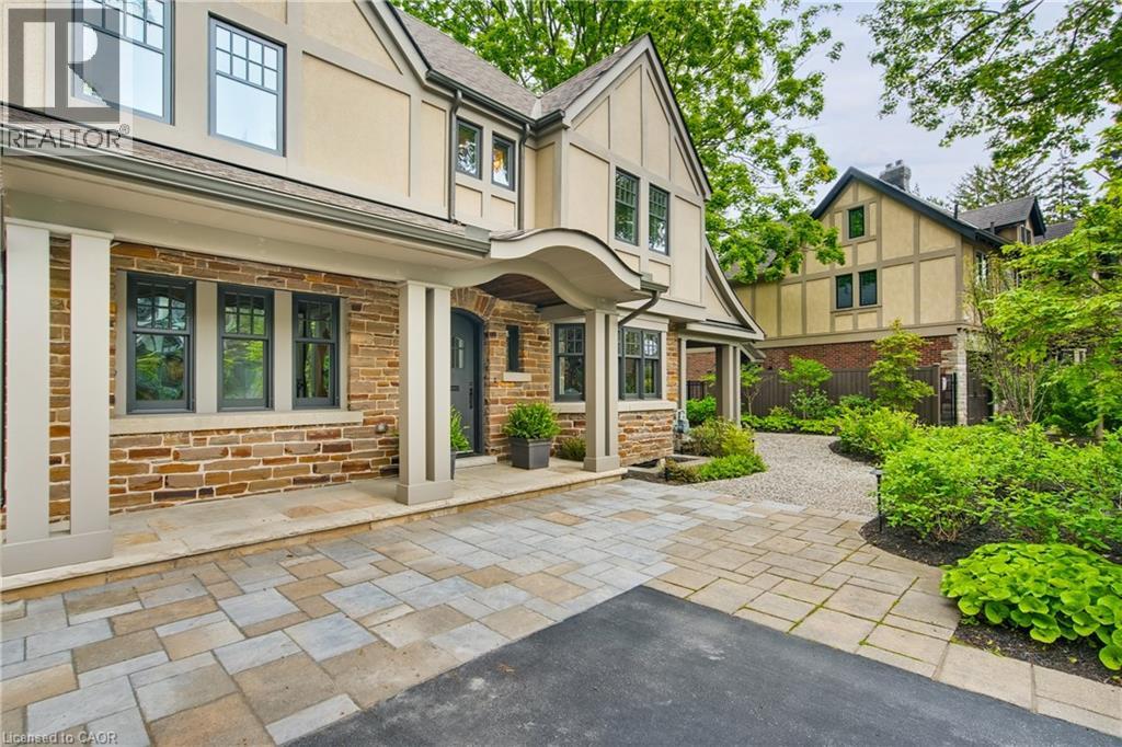 61 Oak Knoll Drive, Hamilton, Ontario  L8S 4C2 - Photo 2 - 40802940