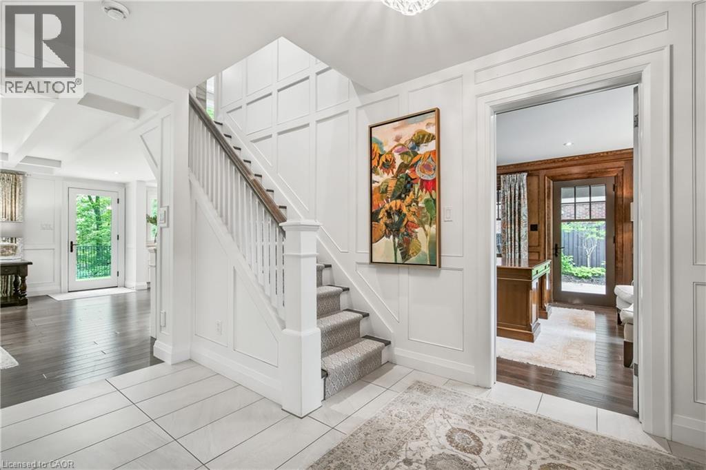 61 Oak Knoll Drive, Hamilton, Ontario  L8S 4C2 - Photo 5 - 40802940