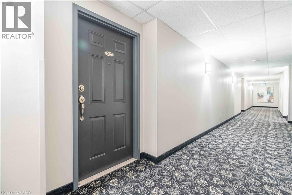 980 Golf Links Road Unit# 207, Ancaster, Ontario  L9K 1J8 - Photo 3 - 40802885