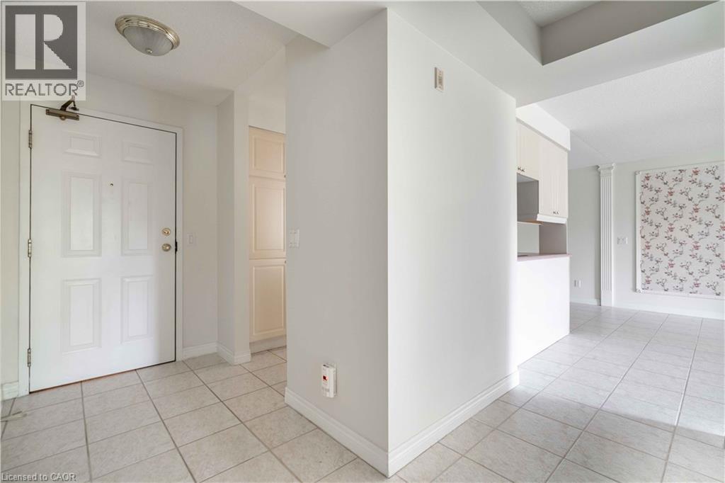 980 Golf Links Road Unit# 207, Ancaster, Ontario  L9K 1J8 - Photo 4 - 40802885