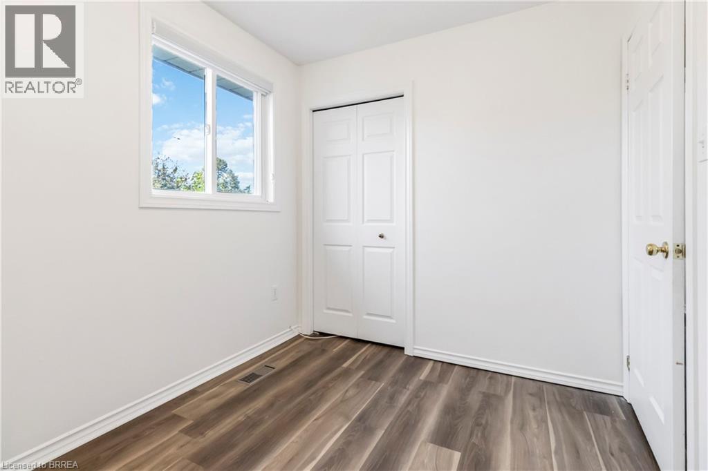 5 Cork Crescent, Brantford, Ontario  N3V 1E3 - Photo 18 - 40798478