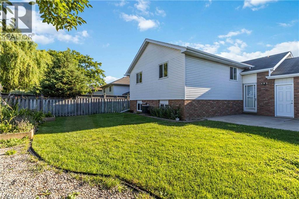 5 Cork Crescent, Brantford, Ontario  N3V 1E3 - Photo 38 - 40798478