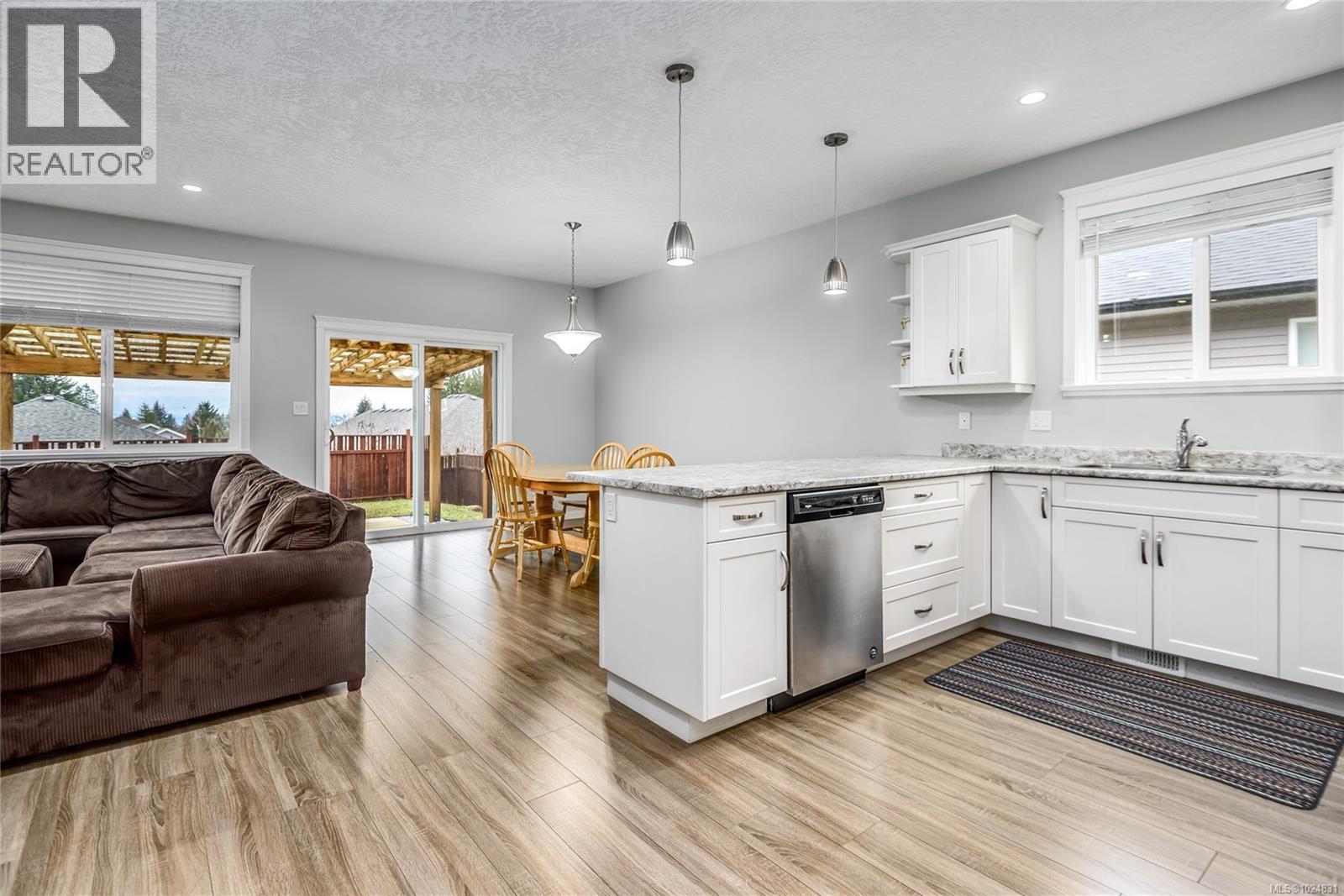 3336 Bolton St, Cumberland, British Columbia  V0R 1S0 - Photo 16 - 1024831