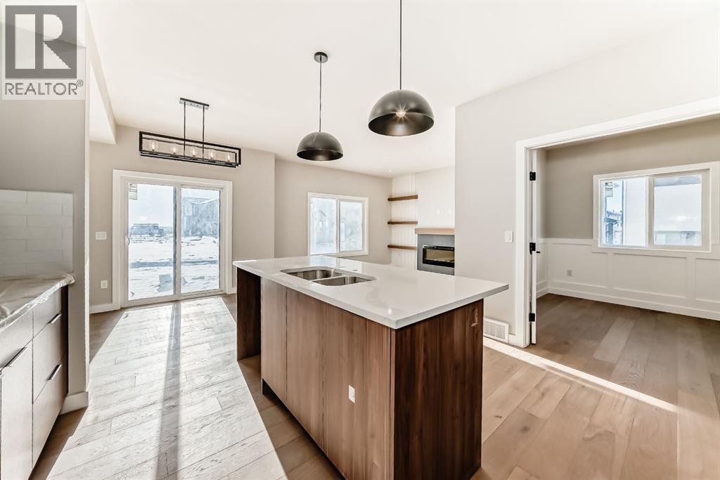 504 Heritage Boulevard, Cochrane, Alberta  T4C 3K9 - Photo 6 - A2281211