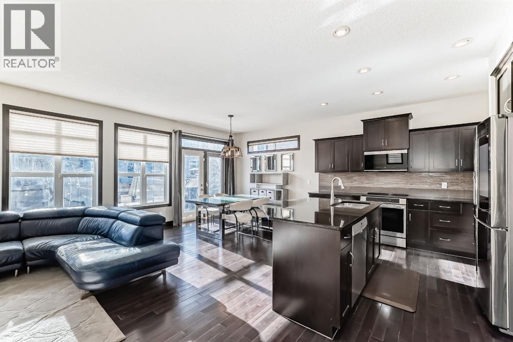 201 Sherwood Heights Nw, Calgary, Alberta  T3R 0L4 - Photo 6 - A2282059