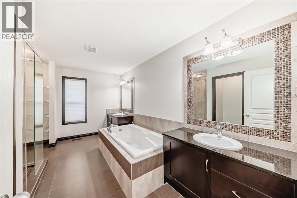 201 Sherwood Heights Nw, Calgary, Alberta  T3R 0L4 - Photo 19 - A2282059